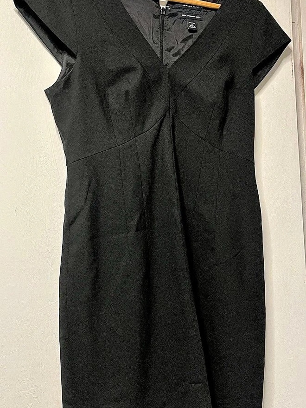 Banana Republic Black V-Neck Midi Dress